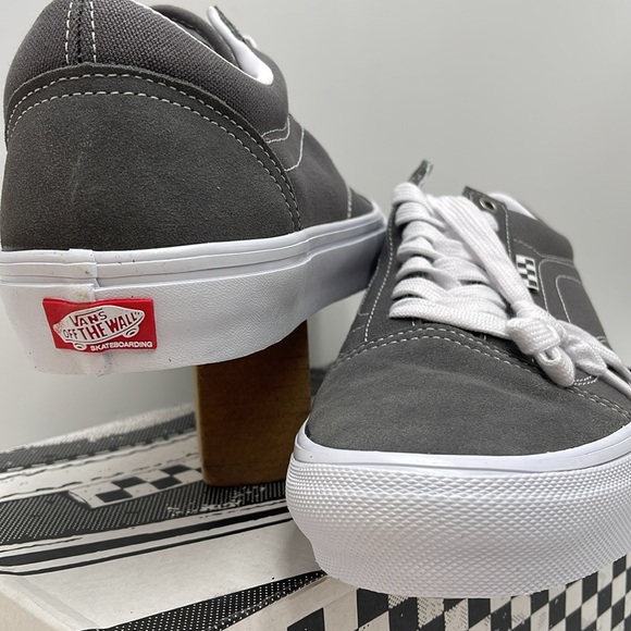 Vans Men’s Skate Old Skool 
Pewter/True White
VN0A5FCB195 Sneakers - Picture 9 of 16